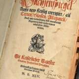 Band "Sachsenspiegel - Auffs new fleissig corrigirt, an Texten, Glossen, Allegaten..." 1545, 270 Seiten und 112 unnummerierte Seiten, Druck: Nicolaus Wolrab, Leipzig, geprägter Ledereinband, 31x22x6,8cm, Alters… - photo 1