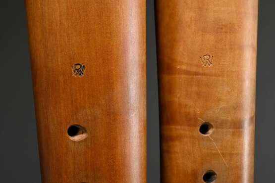 2 Dulziane, gestempelt "RW" (Rainer Weber 1927-2014)´), Deutschland 2. Hälfte 20.Jh., Sopran und Alt, Ahorn und Messing, jeweils mit Anblasrohr, L 35/45,5cm, Alters- und Gebrauchsspuren - photo 5