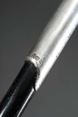 Dirigentenstab mit ebonisiertem Holz Schaft und schlichten Silber 925 Manschetten, monogrammiert SI, mittig graviert "Dean Willink Norwich Cathedral Oct 7th 1925", L. 56cm - photo 8