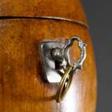 Kuriose Teedose in Apfel Form mit Schloss und Schlüssel, Obstholz innen mit Metallfarbe gefasst, England Ende 19.Jh., H. 9,5cm, Schloss defekt - photo 6