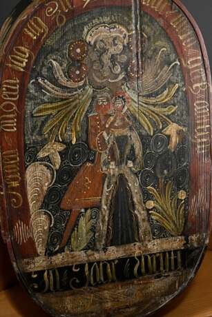 Antike Haubenschachtel „Liebespaar“ mit umlaufendem Spruch "Keinen andern sag ich zu dar er mir mein Herz aufthu, 1824", Spannholz farbig gefasst, 17,5x48x29,5cm, Altersspuren - photo 4