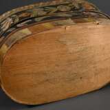 Antike Haubenschachtel „Liebespaar“ mit umlaufendem Spruch "Keinen andern sag ich zu dar er mir mein Herz aufthu, 1824", Spannholz farbig gefasst, 17,5x48x29,5cm, Altersspuren - photo 6
