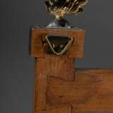 Kleiner Biedermeier Rahmen mit Bronze Beschlägen und Leisten, Obstholz mit ebonisierten Ecken, 19.Jh., 22,5x35,6cm - photo 6