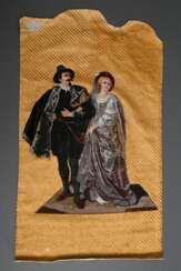 Historismus Perlstickerei &quot;Liebespaar in Renaissance Trachten&quot; auf feinem goldfarbenem Flachstickerei Fond, um 1880, 106x60cm, vorzügliche Erhaltung, kleiner Wasserschaden oben