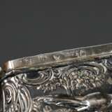 Tabatiere mit getriebenem Dekor „Jagdszene“, MZ: Neresheimer, Silber 800, 92g, 4x8,2x5,8cm - фото 6