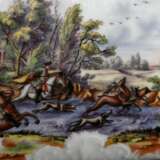Rechteckige Meissen Tabatiere mit allseitigem feinem Rocaillerelief und polychromer Malerei "Jagdszenen" auf dem Korpus, nach oben zu öffnender Deckel in Silber Montierung, im Deckel "Rastende Jägerin mit … - photo 6