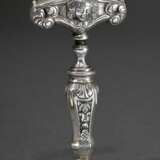 Kurioses Kombinations Utensil: Korkenzieher-Petschaft mit Monogramm "GLAG", figürlich reliefierte Silber Hülle mit Eisen Spirale, 18./19.Jh., L. 8,4cm - photo 1