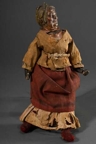 Neapolitanische Krippenfigur "Alte Frau" mit naturalistisch bemaltem Terracotta Kopf und alter Kleidung, um 1800, 37x18x8cm, defekt - photo 1