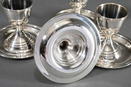 4 Schlichte Eierbecher auf festem Unterstand, Silber 925, 340g, H. 5cm - photo 3