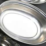 Paar oval bombierte dänische Silber Terrinen mit ornamentalem Rand sowie Elfenbein Griffen und Knauf, MZ: A. Dragstedt, Kopenhagen 1940, Silber 830, 3130g, 15x32x20cm, Genehmigung nach VO (EG) 338/97 liegt vor (kein Expo… - photo 5