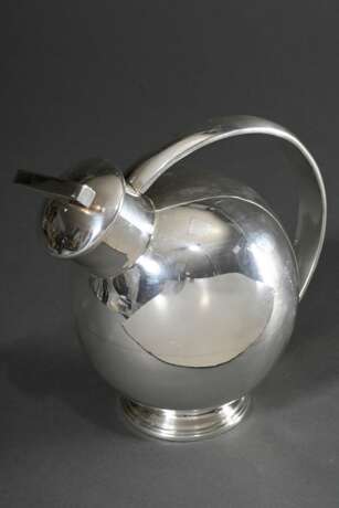 Cocktailkanne in Kugelform nach Bauhaus Vorbild, ägyptische Silber Punzen, 563g, H. 15cm, Gebrauchsspuren - photo 1