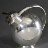 Cocktailkanne in Kugelform nach Bauhaus Vorbild, ägyptische Silber Punzen, 563g, H. 15cm, Gebrauchsspuren - photo 1