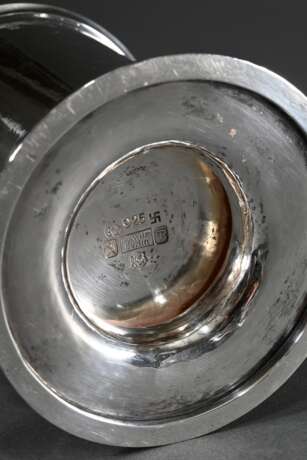 Schwerer Fußbecher in schlichter Façon, MZ: H.J. Wilm, Berlin, Silber 925, 333g, H. 10,5cm - photo 2