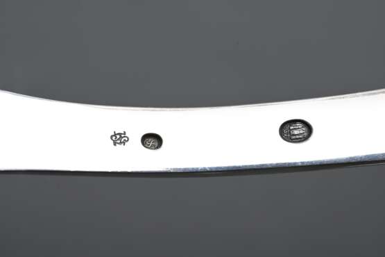 Dänischer Vorlegelöffel mit Widmungsgravur, MZ: Horsens Solvvarefabrik, Kopenhagen 1937, Beschaumeister: Johannes Siggaard, Silber 835, 134g, L. 23cm - photo 3