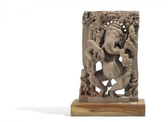 Bedeutende Figur des tanzenden Ganesha - photo 1