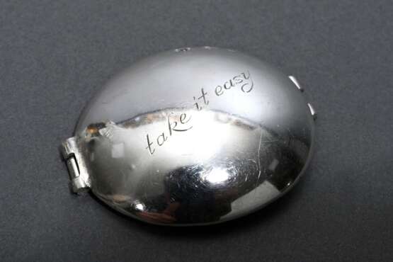 Klappbarer Medizinlöffel „Take it easy“ mit floralem Stiel, Silber, L. 13cm, Scharniere etwas ausgeleiert - Foto 3