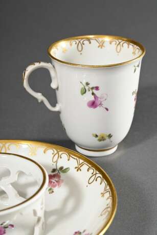 Antike Wien Trembleuse/UT mit polychromer Blumenmalerei und Goldstaffage, Mitte 18.Jh., H. 8,4cm, Deckel verloren - photo 3