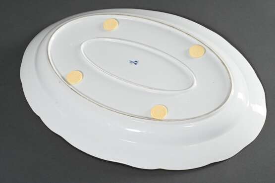 Große ovale Meissen Platte "Streublümchen" mit Goldrand, Knauffzeit, 35x48,5cm, leicht berieben - photo 3