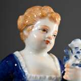 Meissen Gewürzmenage mit Gärtnerkind auf zwei Körben sitzend, Unterglasurblau und naturalistisch staffiert, Entw.: Johann Joachim Kaendler 1759/1764, Modell Nr. 73035, Maler Nr. 31, 12,7x14,5x8cm - photo 6
