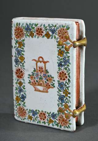 Seltenes Fayence Objekt in Buchform mit floraler Bemalung in Petit Feu Palette, verso bez. "Brevarium“, Delft, Mitte 18.Jh., 1,9x6,8x9,4cm - фото 1