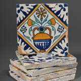 5 Diverse Fliesen mit polychromer Malerei "Orangen und Calendula in Vierpass" von Rankemuster umgeben, 1x "Blumenvase", Holland um 1620, 13x13cm, min. best., 1x rest. Vgl.: Berendsen, Fliesen - eine G… - photo 2
