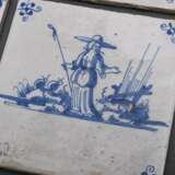 16 Diverse holländische Fliesen mit Blaumalerei Motiven "Hirten in Landschaft" sowie Spinnenecken, um 1800, je 13x13cm, min. best. - photo 3