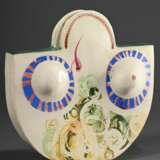 Portanier, Gilbert (1926-2023) Keramik Vase, heller Scherben mit farbiger Aufglasurmalerei "Abstrakte Figuren", schauseitig mit Relief zweier Brüste, sign./dat. 89, 32,5x31,5cm - photo 1