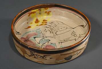 Portanier, Gilbert (1926-2023) Keramik Schale, heller Scherben mit farbiger Aufglasurmalerei &quot;Abstraktes Pärchen&quot;, innen sign. verso &quot;Arcadeso Vallauris&quot;, H. 7,5cm, Ø 30 cm