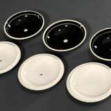 3 Diverse flache runde Deckeldosen von Hedwig Bollhagen (1907-2001), Keramik mit schwarz-weißen Ornamenten, Boden sign. " HB 20/2030A", Mitte 20.Jh., Ø ca. 12cm - Foto 2