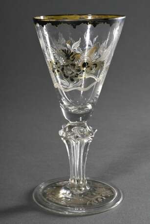 Zartes Barock Kelchglas mit feiner Emaille Malerei in Weiß, Silber und Gold "Vögel in Zweigen", gezogener Stiel, umgeschlagener Fußrand, Abriss, H. 15cm, min. berieben - photo 1