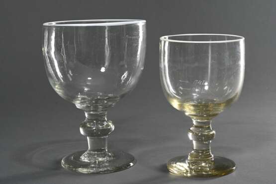2 Diverse Berliner Weisse Gläser mit Milchglas Lippenrand und Eichstrich "0,3/0,4l, 0,6l", Abriss im Boden, H. 21,2/23,5cm, Gebrauchsspuren - photo 2