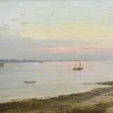 Schnars-Alquist, Hugo (1855-1939) "Abendstimmung Elbe" 1899, Öl/Leinwand, u.r. sign./dat., verso Klebeetikett mit Name und Titel, 30,5x54,5cm (m.R. 49x72,5cm) - photo 1