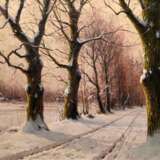 Moras, Walter (1856-1925) "Winterliche Allee", Öl/Leinwand, u.r. sign., 80,5x120,5cm (m.R. 96x135,5cm), kleine Defekte der Maloberfläche - photo 1