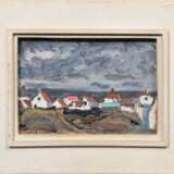 Tesdorpf-Edens, Ilse (1892-1966) „Häuser am Meer“, Öl/Malpappe, u.l. sign., verso Klebeetikett "Galerie Commeter/ Hamburg", 17,3x24cm (m.R. 28,5x36cm) - photo 2