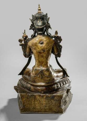 Bronze des Maitreya auf einem Sockel sitzend, in zwei Teilen gearbeitet - фото 2