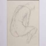 Augustin, Edgar (1936-1996) "Sitzender, weiblicher Rückenakt", Bleistift, u.r. sign., im Passepartout montiert, BM 48x32,8cm (m.PP. 60x42cm) - photo 2