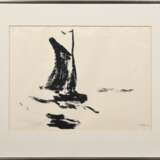 Nolde, Emil (1867-1956) "Segler" 1910, Lithographie (nach einer Pinselzeichnung), u.r. i. Stein sign./dat., im Passepartout montiert, BM 34,5x46,5cm (m.R. 46,7x59,2cm), min. rest. und fleckig - photo 2