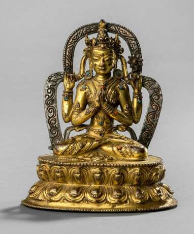 Feine feuervergoldete Bronze der Shadakshari, teils mit Silberauflage - фото 1