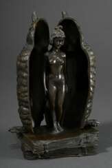 Herrenkabinett Bronze Figur „Eule und weiblicher Akt“, um 1900, H. 19,6cm, verso durchbohrt, Scharnierdefekt, berieben