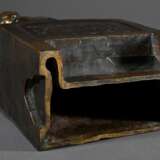 Barlach, Ernst (1870-1938) "Lesender Klosterschüler" 1930, Bronze patiniert, 2/12, verso sign./num. und Gießerstempel "H. Noack Berlin", Ausführung später, H. 48cm, leicht berieben und Kratzer - photo 6