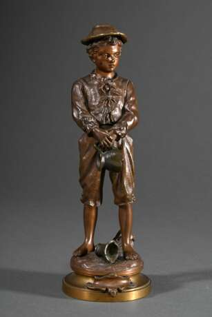 Anfrie, Charles (1833-1905) „La cruche cassée“ (Kleiner Junge mit zerbrochenem Krug), Bronze patiniert, a. Sockel bez., H. 26,5cm - photo 1