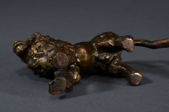 Unbekannter Künstler des frühen 20.Jh. "Stehender Löwe", Metall, bronziert, H. 10,4cm, Provenienz: Nachlass Wilhelm Teichmann - photo 4