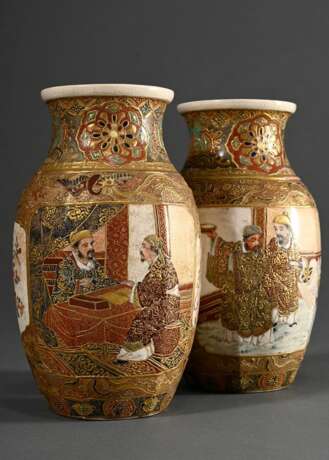 Paar hexagonale Satsuma Vasen mit Gelehrten Szenen, Meiji-Periode, H. 18,5cm, Gold partiell abgeplatzt, Brandrisse - photo 1