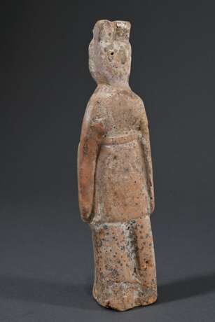 Tang Tonfigur "Stehende Hofdame", China 600-1000 n.Chr., mit Resten alter Fassung, TL Kotalla Gutachten Nr. 10290504 von 2004, H. 22cm - photo 3