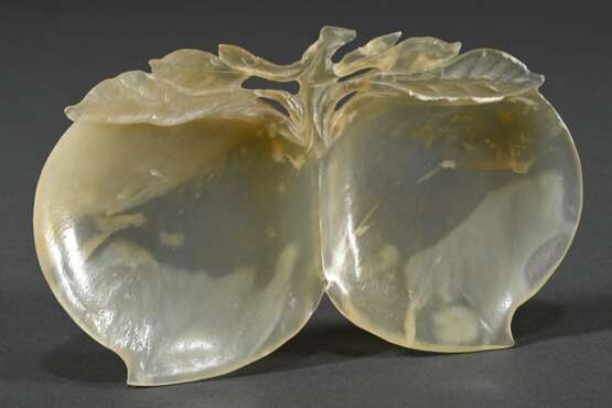 Chinesische Jade Doppelschale in Pfirsichform, 9x14,5cm - фото 1
