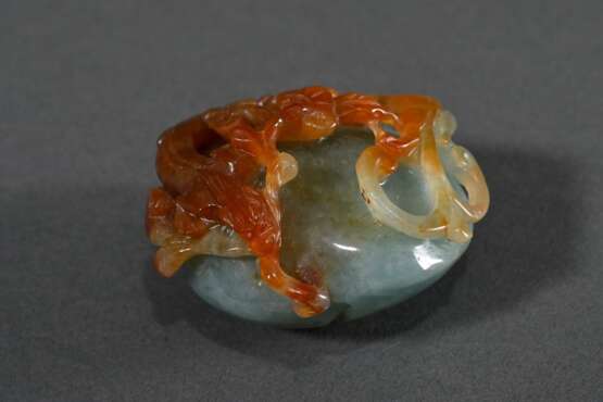 Zweifarbiger chinesischer Jade Pebble "Zwei Regendrachen", 5,8x5cm - Foto 3