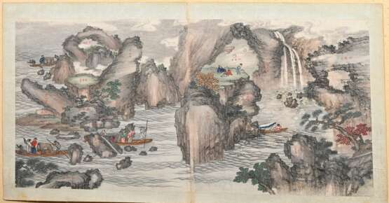 2 Farbige chinesische Tuschzeichnungen "Landschaften mit Personenstaffage" mit je zwei Blättern aus Querrolle und eingeschriebenen Ortsangaben, im Passepartout montiert, China 19.Jh., 30x58,5cm (m.PP. 42x69,5cm… - Foto 6