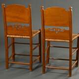 2 Vierländer Stühle mit Blumen- und Vogelintarsien sowie Monogramm „M“ in Lehne, geflochtene Sitzfläche, H. 59/95cm und 51/96cm, Alters- und Gebrauchsspuren, restauriert - photo 2