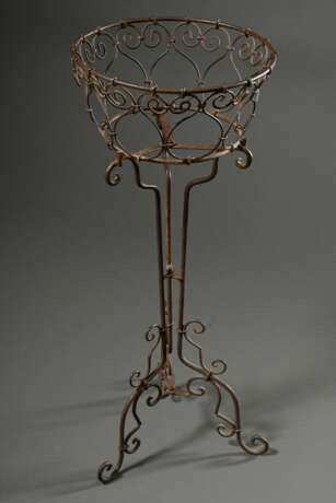 Jugendstil Schmiedeeisen Blumenständer mit klappbarem Fuß, H. 85cm, Ø 33,5cm - photo 1
