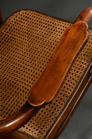 Thonet Klappsessel mit Armlehnen und angesetzter Fußstütze, um 1900, Bugholz mit Wiener Geflecht, 36/114,5x126x58,5cm, leichte Gebrauchsspuren - photo 7
